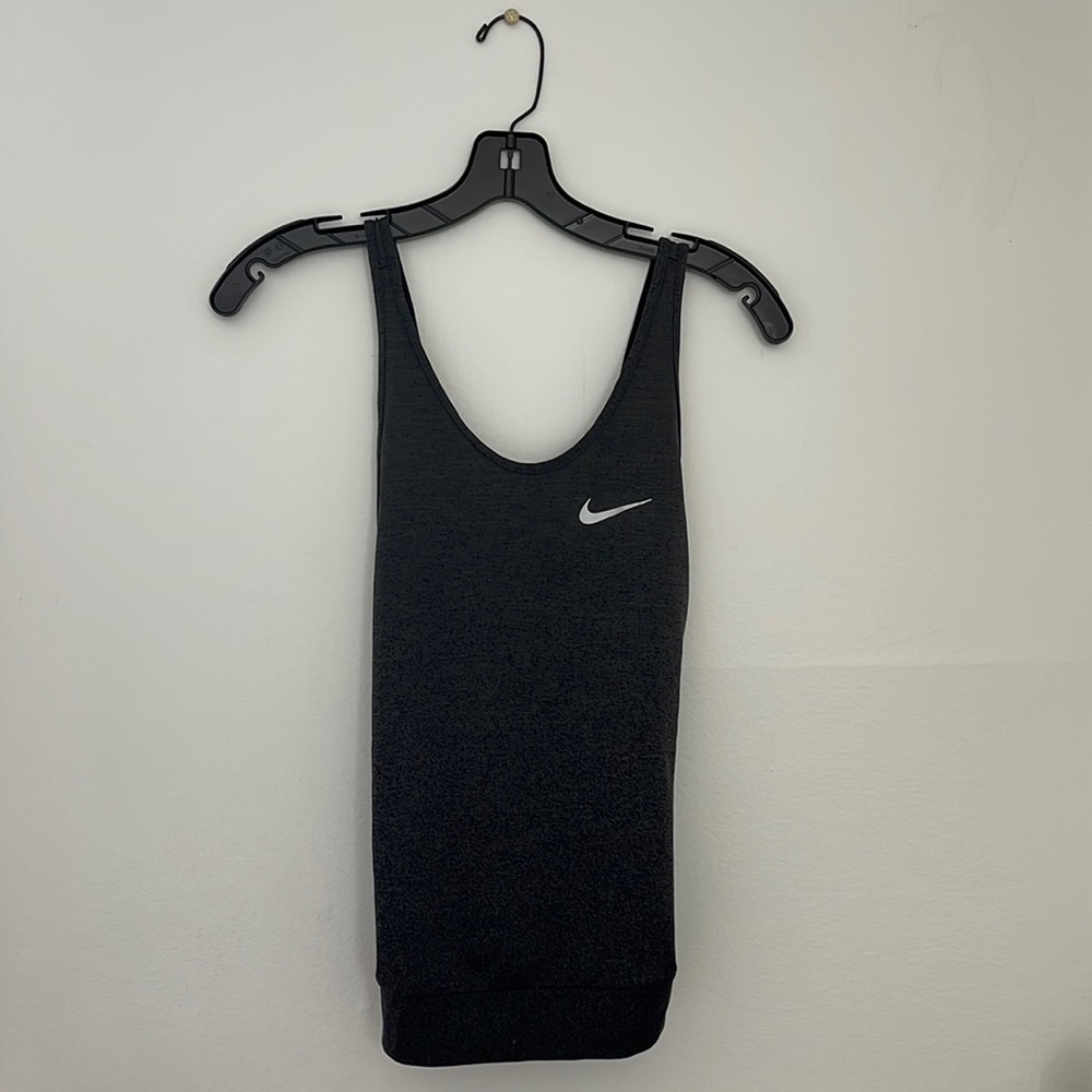 Nike Black Cross Back Dri-Fit Athletic Tank Top.